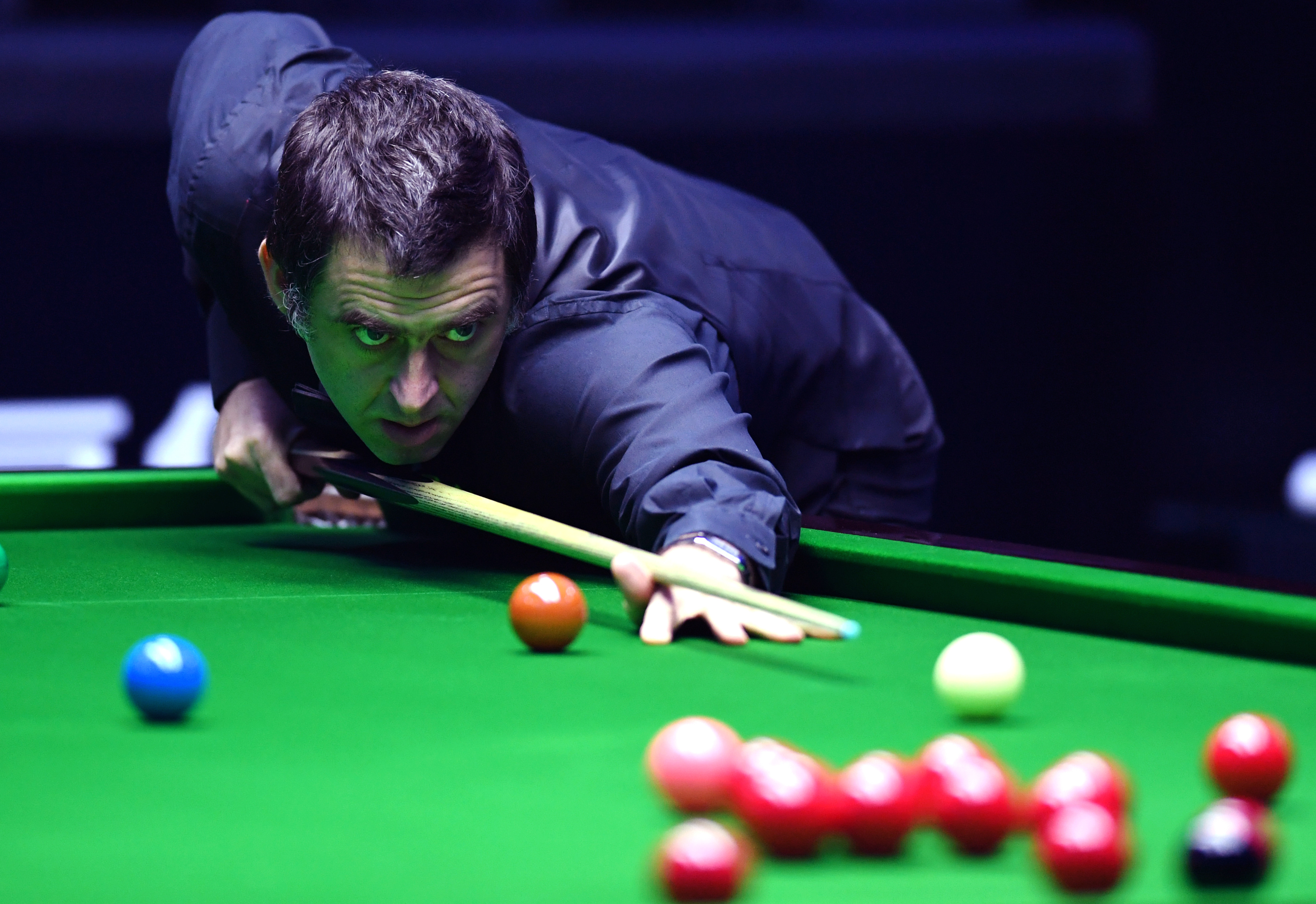 两侧不停轮 两侧不停轮