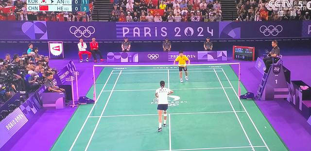 并承担起更 并承担起更